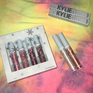 ❄️💋Kylie Holiday Lipsticks/Glosses💋❄️